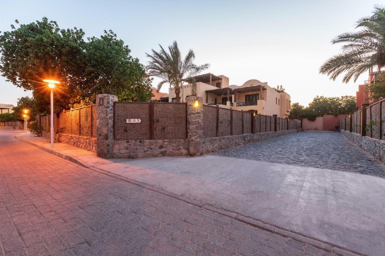 El Gouna 2 Bedrooms Apartment South Marina Ground Floor フルガダ エクステリア 写真